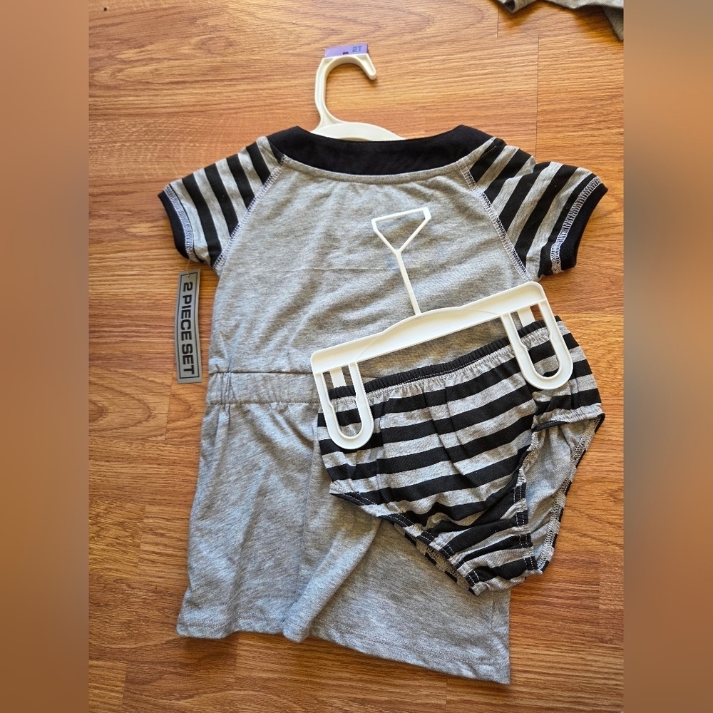MLB Chicago White Sox Dress 2T NWT 2PC Black and Gray Baseball - Picture 3 of 5